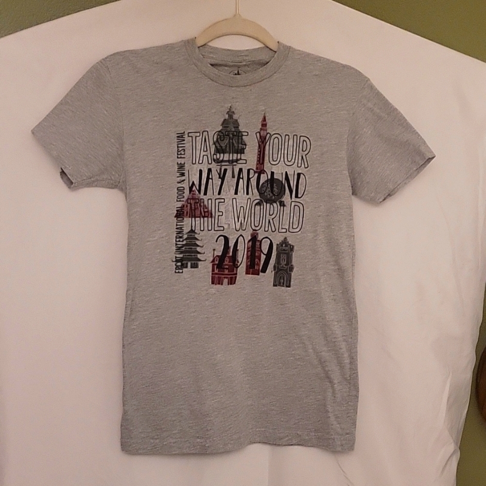 DISNEY EPCOT WOMEN'S T-SHIRT EPCOT INTERNATIONAL FOOD & WINE FESTIVAL SIZE XSM